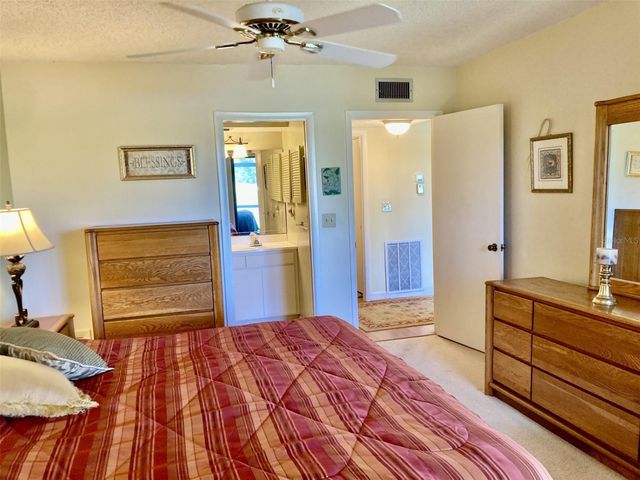 331 BARCELONA DRIVE 331, Bradenton, FL 34210