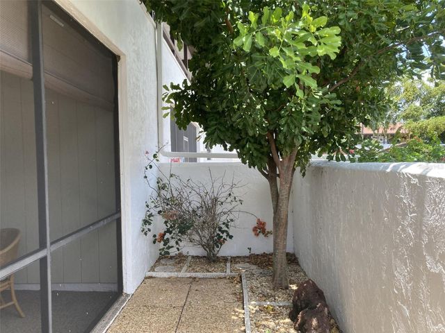 331 BARCELONA DRIVE 331, Bradenton, FL 34210