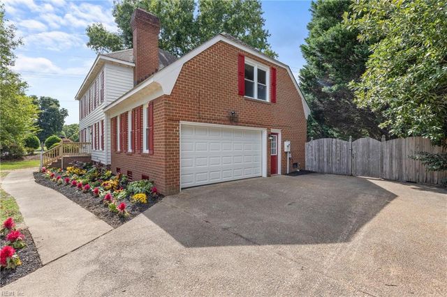 1605 Dey Cove DR, Virginia Beach, VA 23454