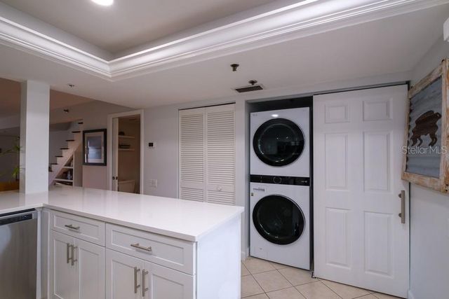 1740 ALDERMAN STREET 8, Sarasota, FL 34236