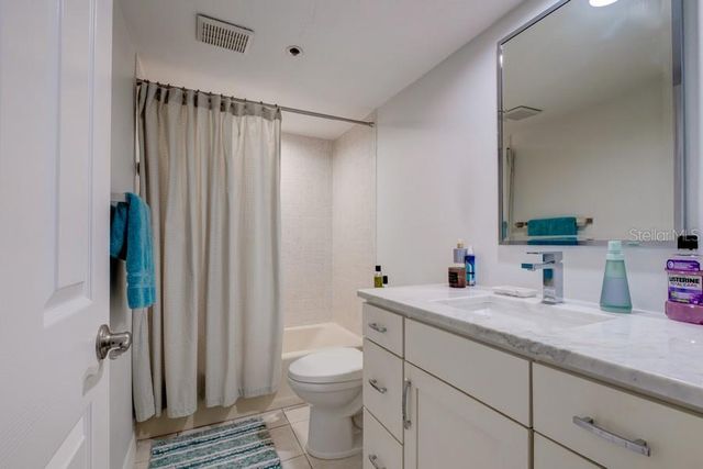 1740 ALDERMAN STREET 8, Sarasota, FL 34236