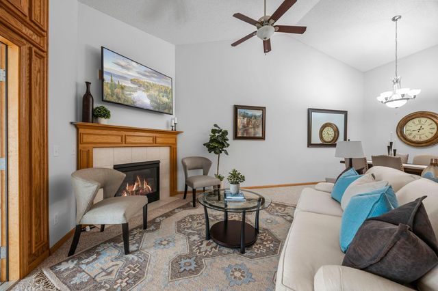 17498 Deerfield Drive SE, Prior Lake, MN 55372