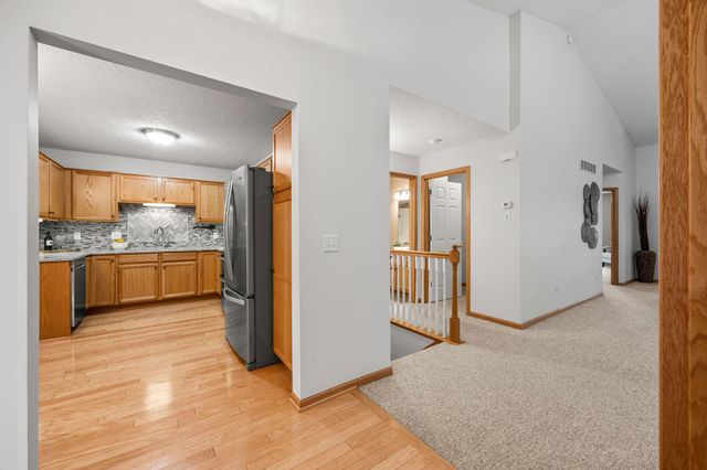 17498 Deerfield Drive SE, Prior Lake, MN 55372