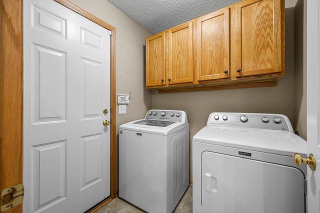 17498 Deerfield Drive SE, Prior Lake, MN 55372