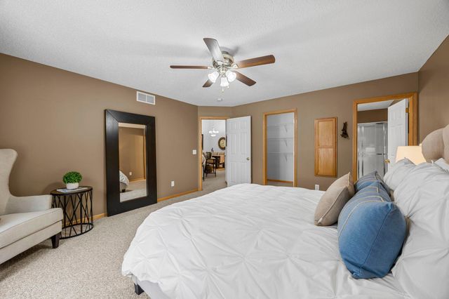 17498 Deerfield Drive SE, Prior Lake, MN 55372