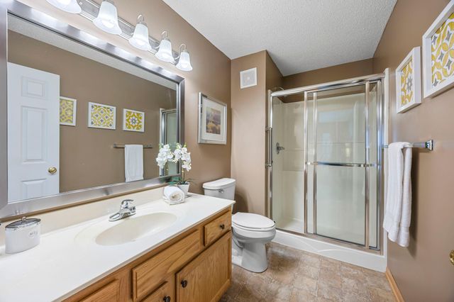 17498 Deerfield Drive SE, Prior Lake, MN 55372