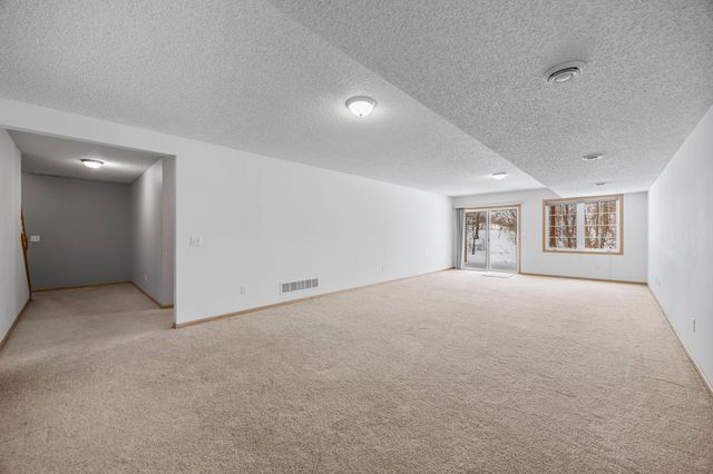 17498 Deerfield Drive SE, Prior Lake, MN 55372