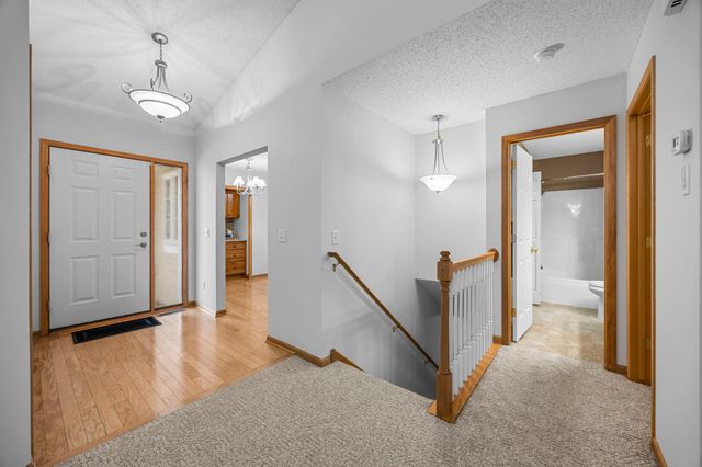 17498 Deerfield Drive SE, Prior Lake, MN 55372