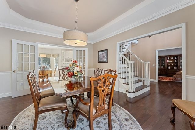 1 Yard Ct, Raritan Twp., NJ 08822