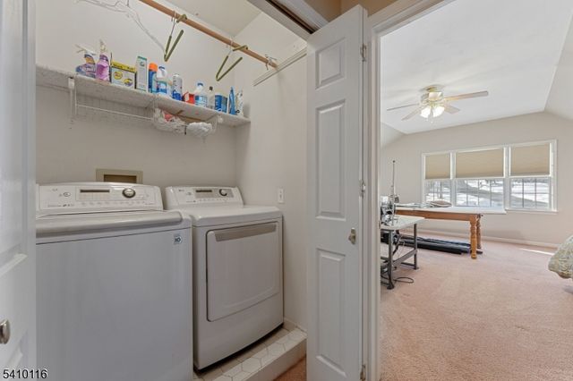 1 Yard Ct, Raritan Twp., NJ 08822