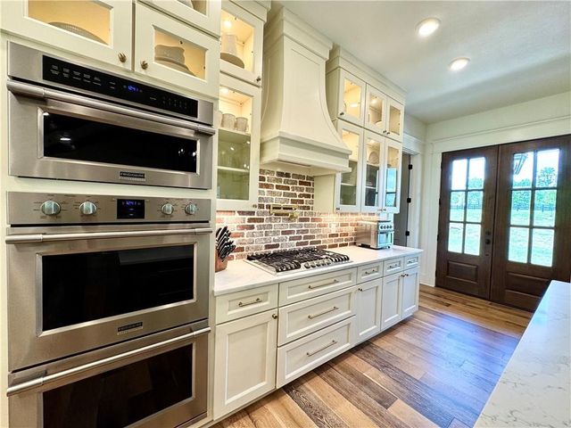 11964 Long Acres Drive, Bentonville, AR 72713