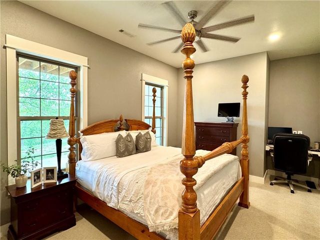 11964 Long Acres Drive, Bentonville, AR 72713