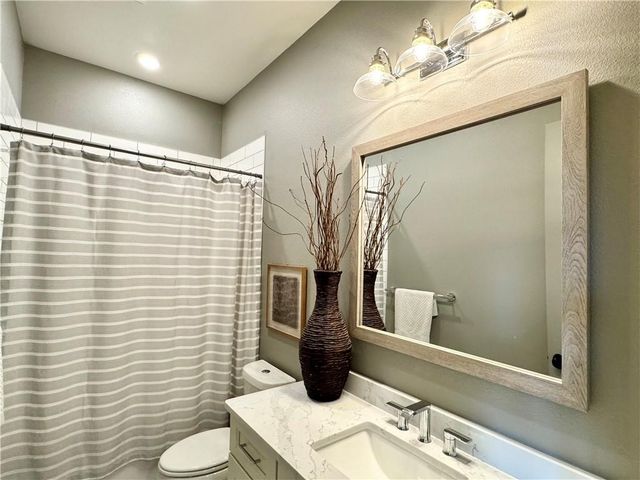 11964 Long Acres Drive, Bentonville, AR 72713