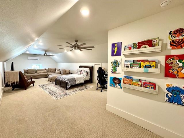 11964 Long Acres Drive, Bentonville, AR 72713