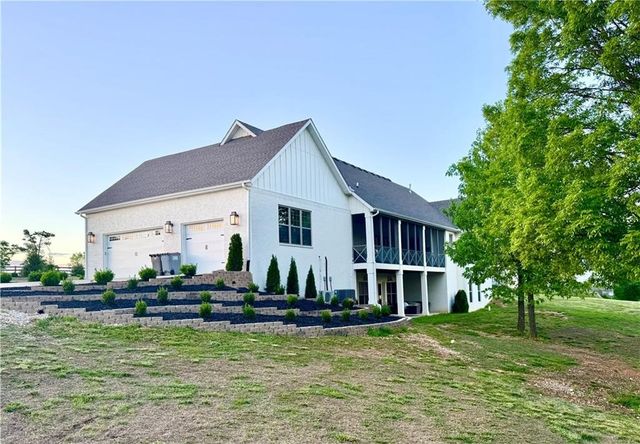 11964 Long Acres Drive, Bentonville, AR 72713