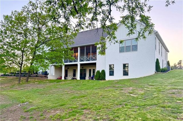 11964 Long Acres Drive, Bentonville, AR 72713