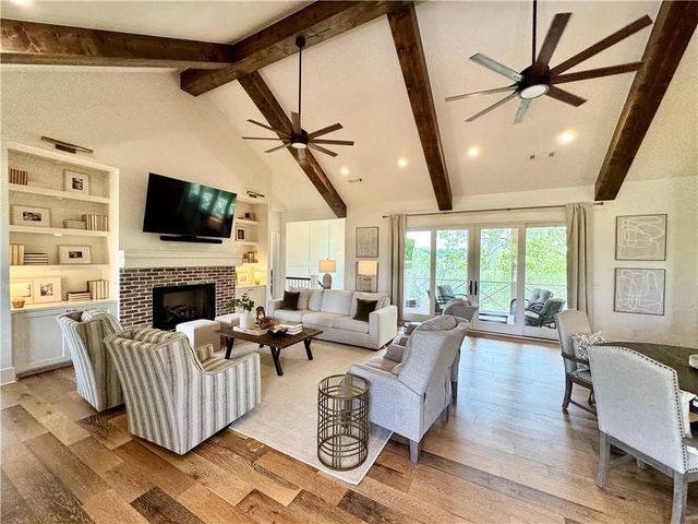 11964 Long Acres Drive, Bentonville, AR 72713