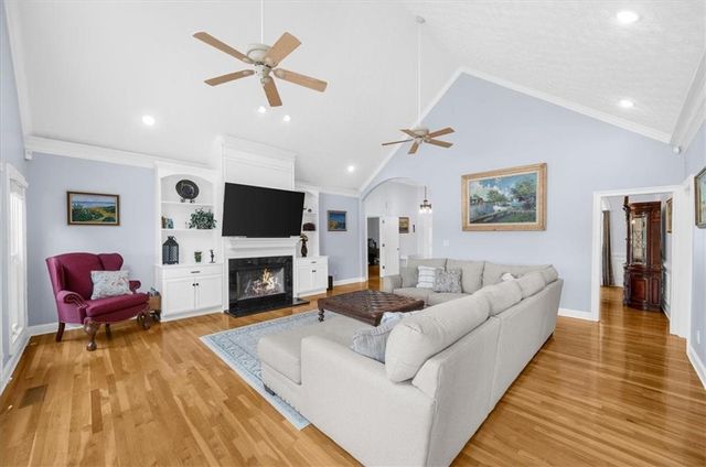 3386 Small Woods Lane, Gainesville, GA 30506