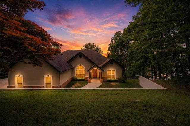3386 Small Woods Lane, Gainesville, GA 30506