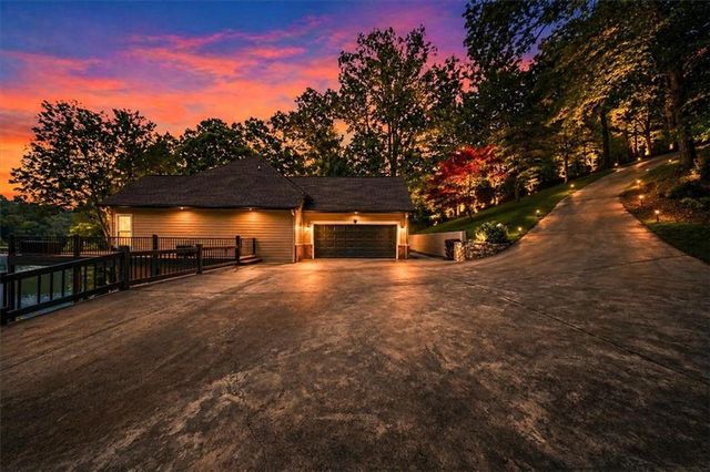 3386 Small Woods Lane, Gainesville, GA 30506