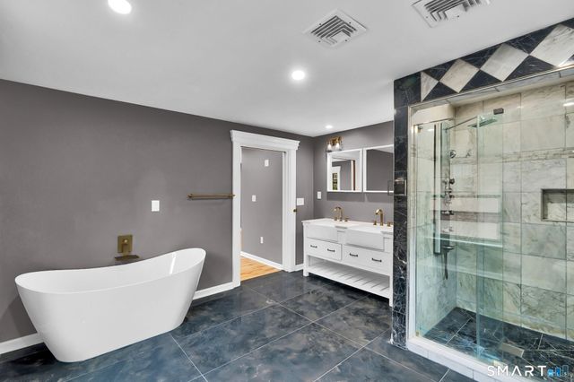 120 Whitney Street, Hartford, CT 06105