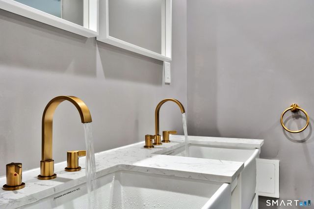 120 Whitney Street, Hartford, CT 06105