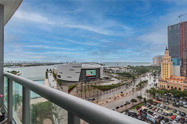 888 Biscayne Blvd 1601, Miami, FL 33132