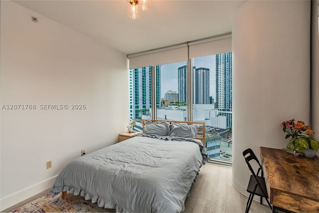 888 Biscayne Blvd 1601, Miami, FL 33132