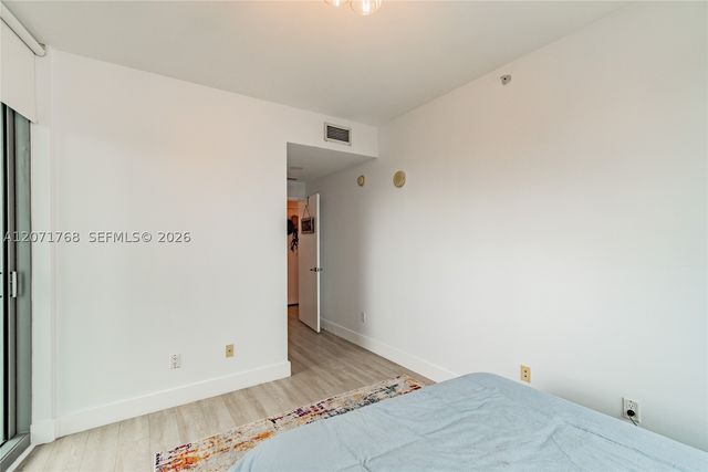 888 Biscayne Blvd 1601, Miami, FL 33132
