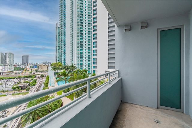 888 Biscayne Blvd 1601, Miami, FL 33132