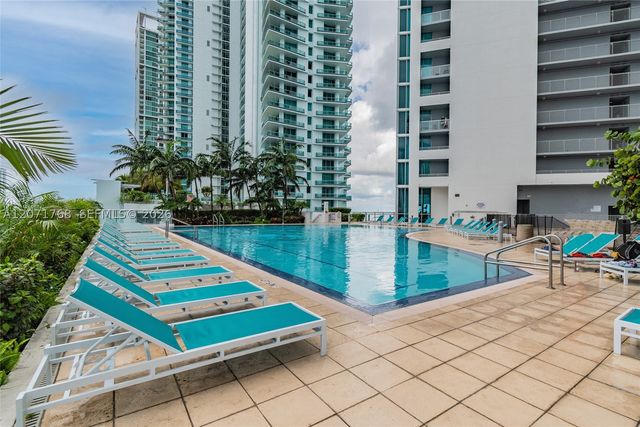 888 Biscayne Blvd 1601, Miami, FL 33132