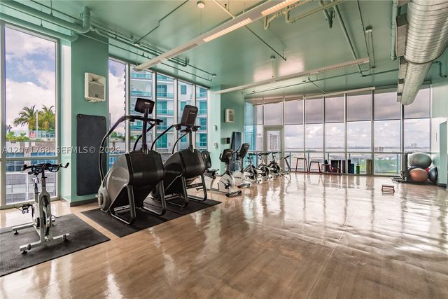 888 Biscayne Blvd 1601, Miami, FL 33132