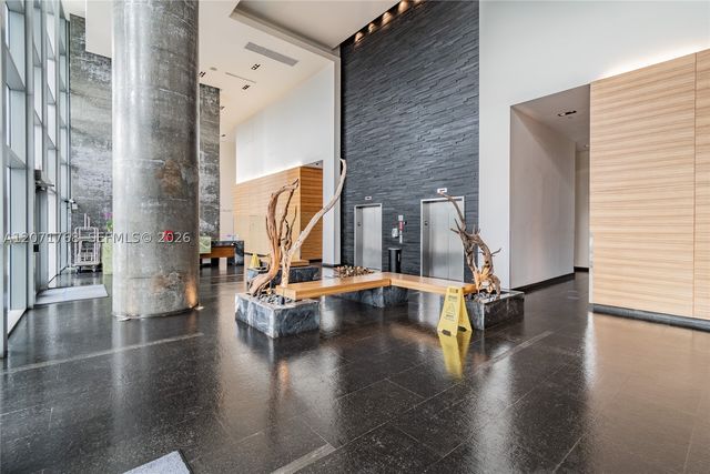 888 Biscayne Blvd 1601, Miami, FL 33132