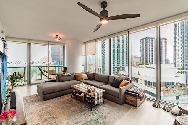 888 Biscayne Blvd 1601, Miami, FL 33132