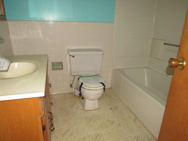 435 McGuire Avenue, Beattyville, KY 41311