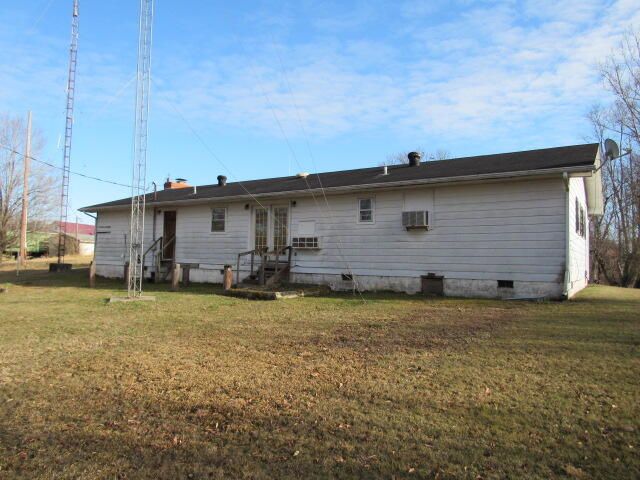 435 McGuire Avenue, Beattyville, KY 41311