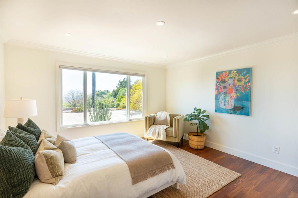Image 18 of property listing at 30410 Calle La Reina, Bonsall, CA 92003