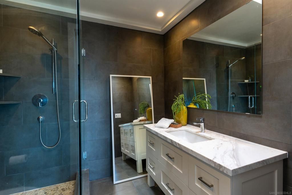 Image 19 of property listing at 30410 Calle La Reina, Bonsall, CA 92003