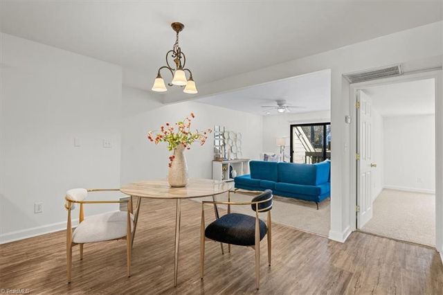 1518 Benjamin Parkway C, Greensboro, NC 27408