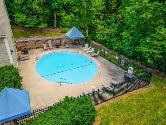 1518 Benjamin Parkway C, Greensboro, NC 27408