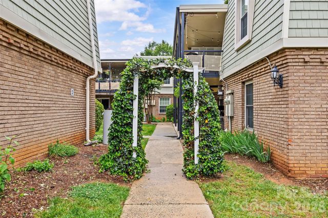 2604 Park Road D, Charlotte, NC 28209