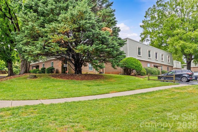 2604 Park Road D, Charlotte, NC 28209