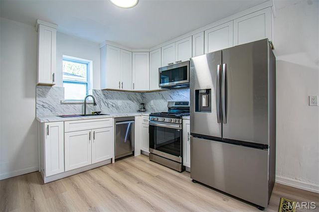 1036 GROBY Road, University City, MO 63130