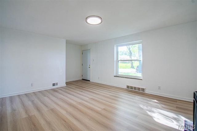 1036 GROBY Road, University City, MO 63130