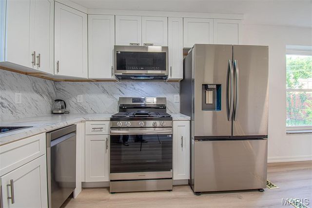 1036 GROBY Road, University City, MO 63130