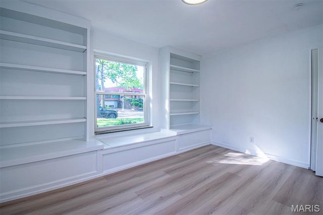 1036 GROBY Road, University City, MO 63130