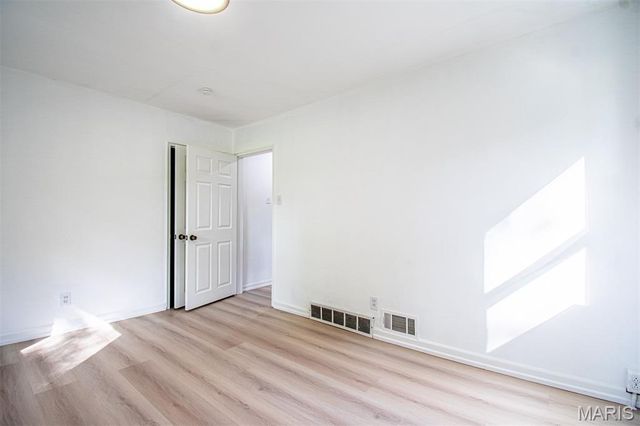 1036 GROBY Road, University City, MO 63130