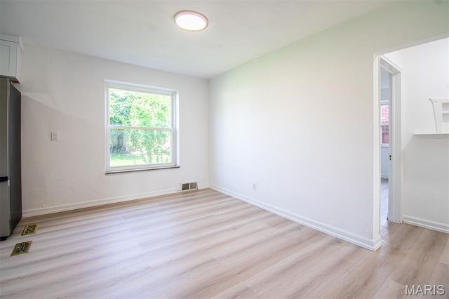 1036 GROBY Road, University City, MO 63130