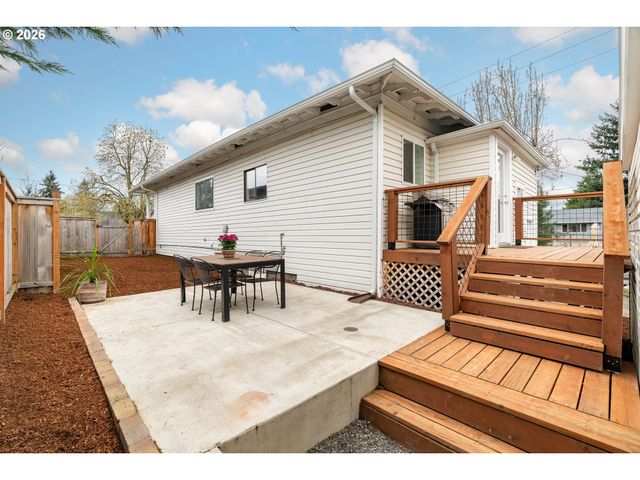 5817 N DEPAUW St, Portland, OR 97203