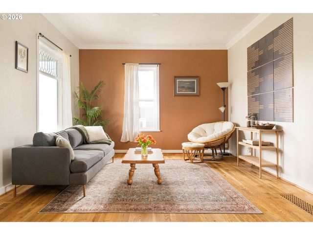 5817 N DEPAUW St, Portland, OR 97203